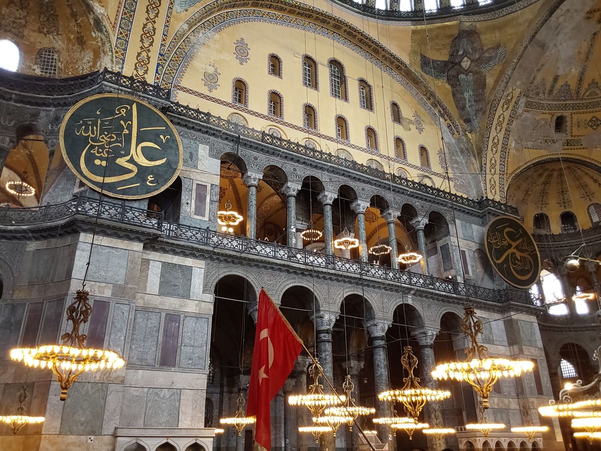 Hagia Sophia: Istanbuls bedeutendstes Bauwerk | Umfassender Besucherführer
