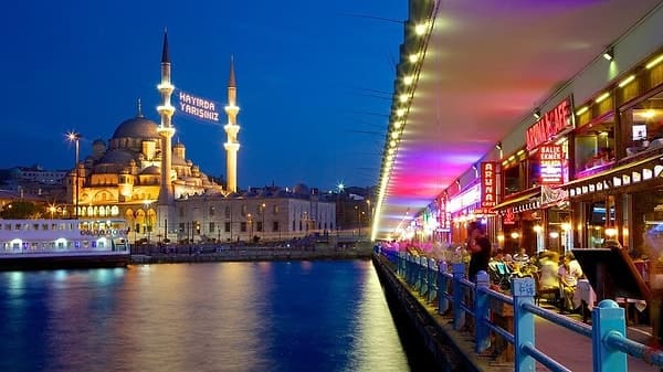 Ponte di Galata a Istanbul: storia, ristoranti e guida per i visitatori